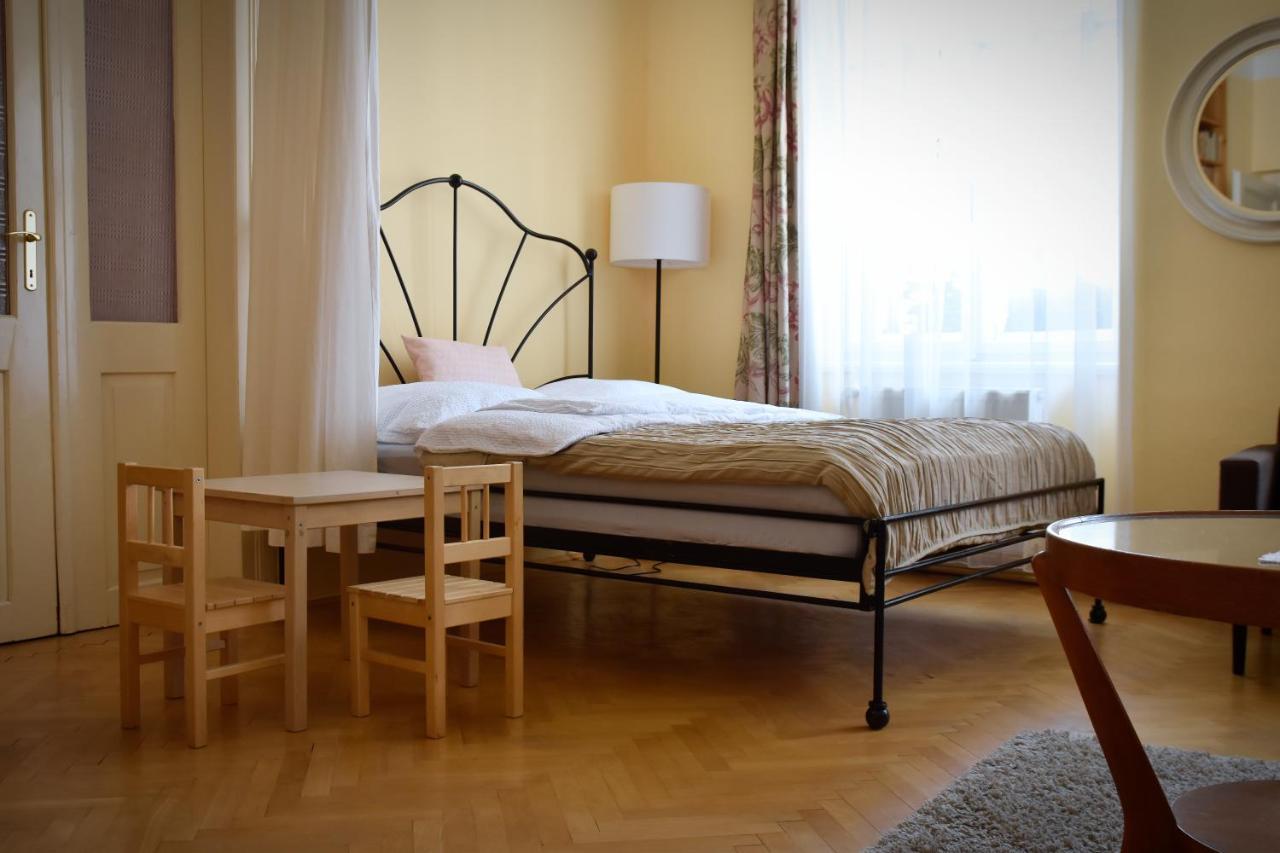 Family Apartment Pisek City Centre Ii. المظهر الخارجي الصورة